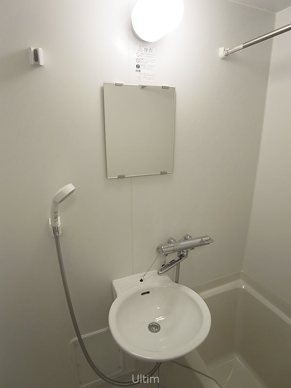 洗面設備　※別のお部屋の写真です