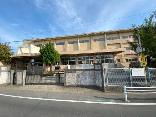 【ヒルトップ新松戸IIの小学校】