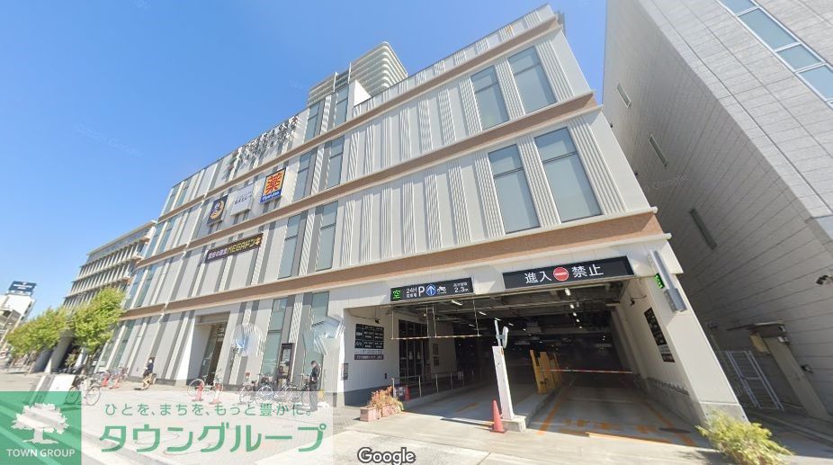 【名古屋市中川区松重町のマンションのショッピングセンター】