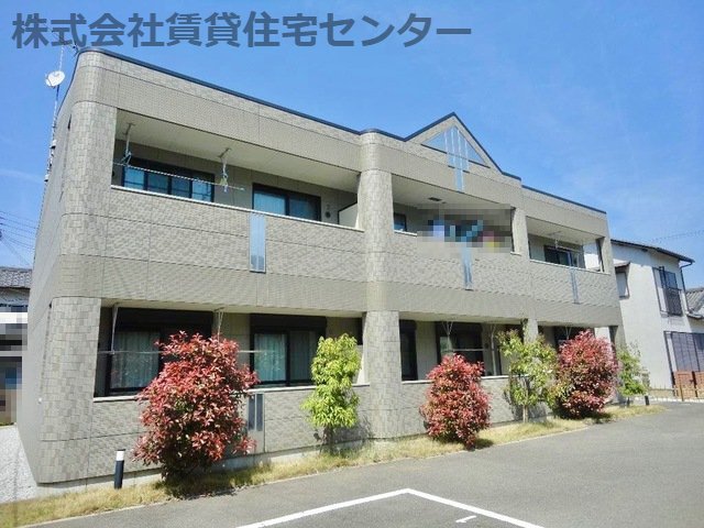 紫川の建物外観