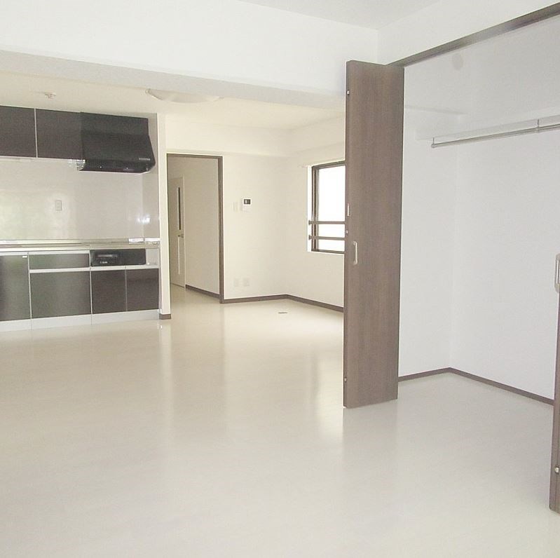 居室・リビング　※現況優先