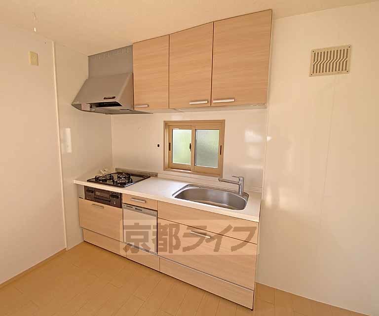 キッチン　ビルドイン食洗機付きのシステムキッチンです。