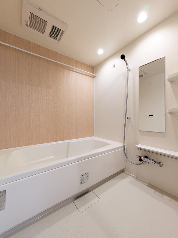 バス・シャワールーム　図面と現状に相違がある場合には現状を優先