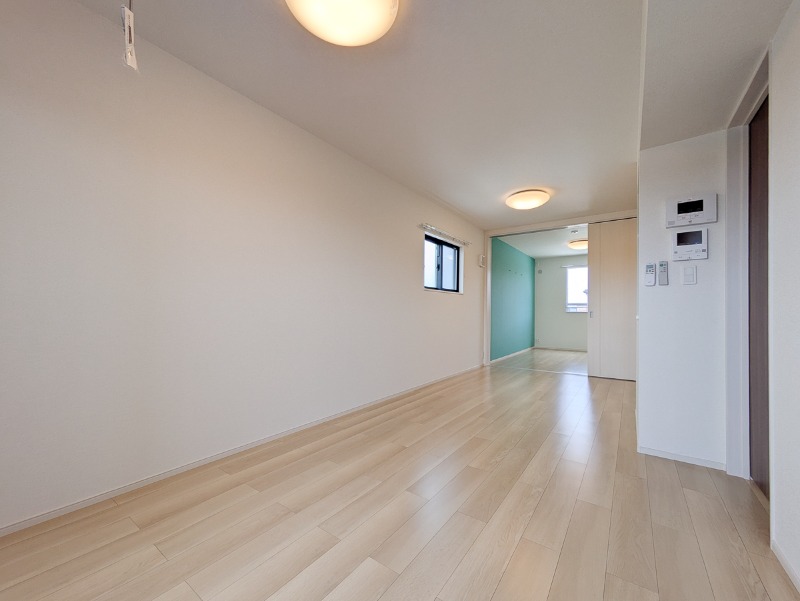 居室・リビング　図面と現状に相違がある場合には現状を優先