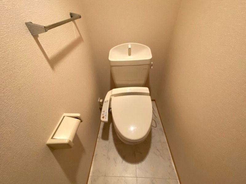 トイレ　図面と現状に相違がある場合には現状を優先