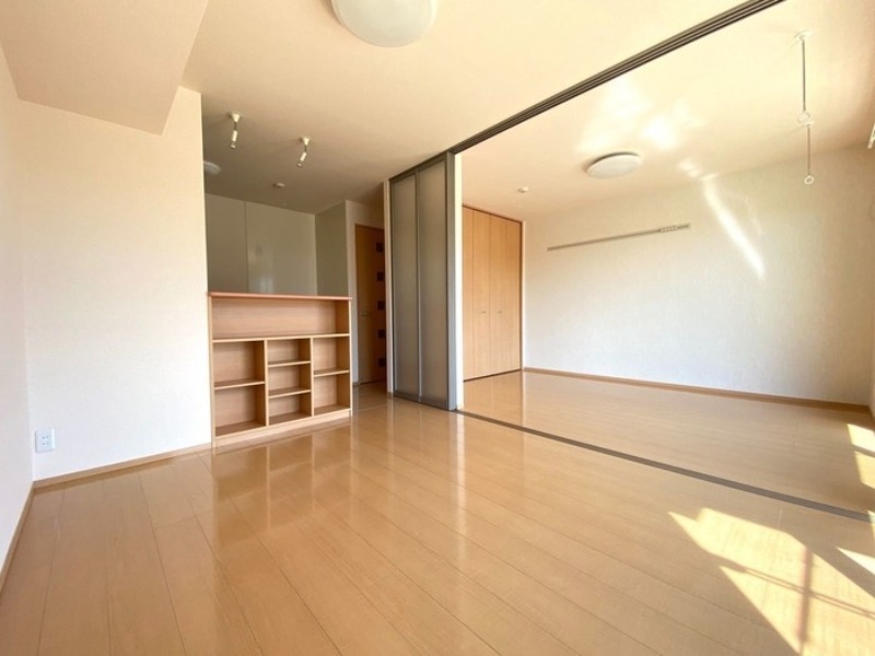 居室・リビング　図面と現状に相違がある場合には現状を優先