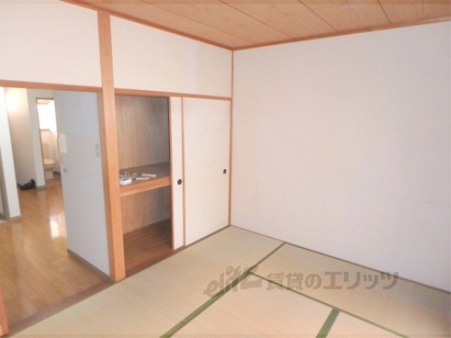 居室・リビング　和室