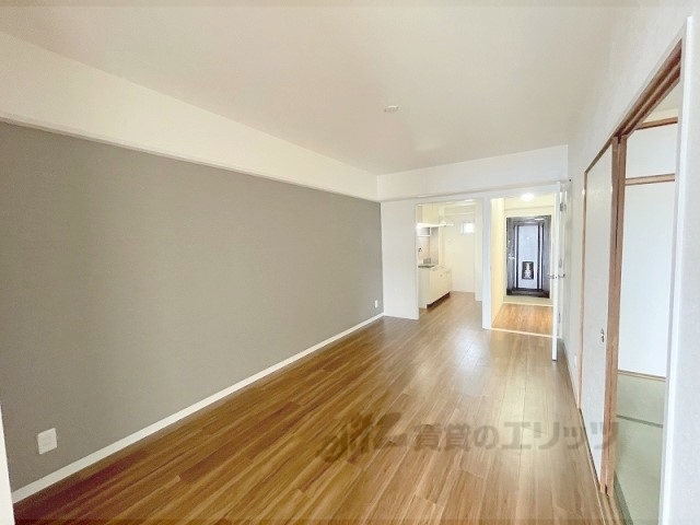 居室・リビング　リビング