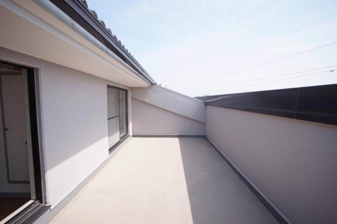 バルコニー　バルコニー