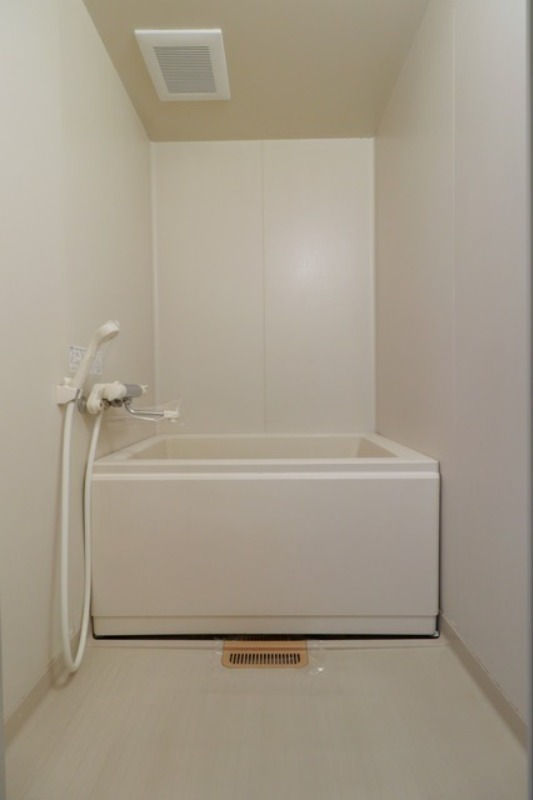 バス・シャワールーム　図面と現状に相違がある場合には現状を優先