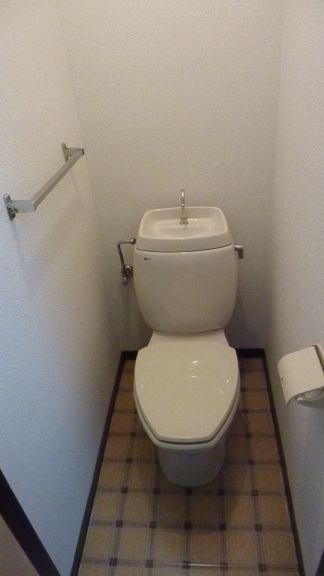 トイレ　103号室写真引用