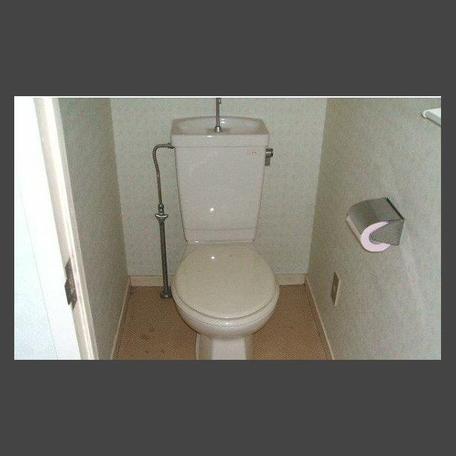 トイレ　ゆったりとした空間のトイレです
