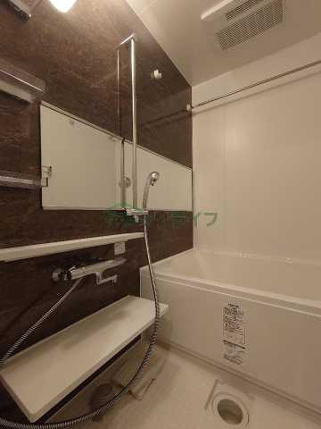 バス・シャワールーム　※参考写真です。同じ間取りの別部屋になります。