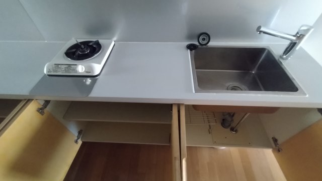 キッチン　同物件別号室の写真です。