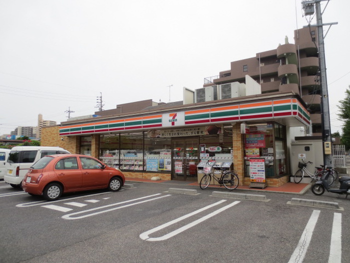 コンビニ　セブン-イレブン 名古屋金屋２丁目店（コンビニ）まで570m