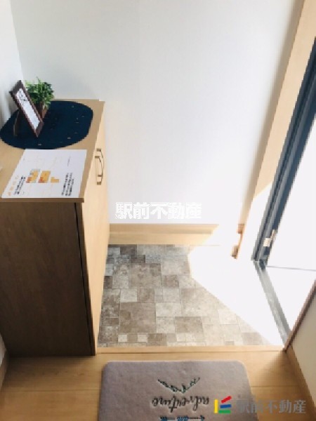 玄関　類似物件流用