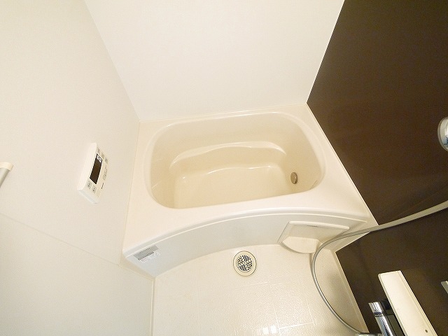 バス・シャワールーム　きれいなお風呂です