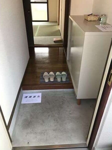 玄関