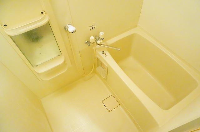 バス・シャワールーム　浴室