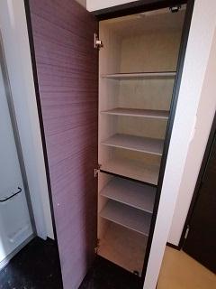 収納　シューズボックス