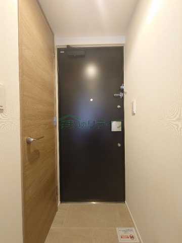 玄関　別部屋参考写真です