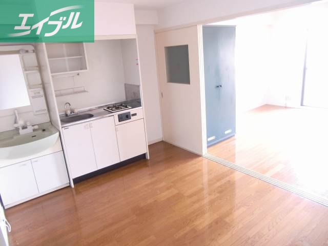 居室・リビング　ダイニングキッチン