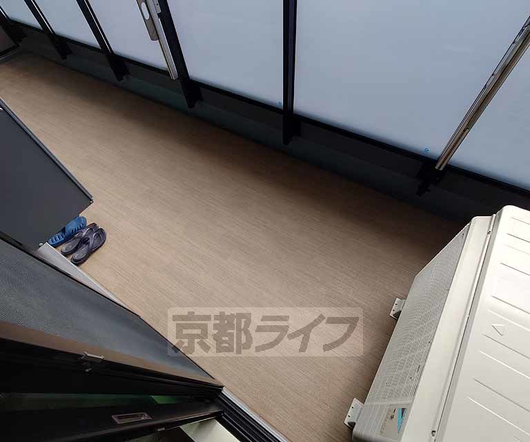 バルコニー　十分なスペース・日当たり・通風を確保したバルコニーです。