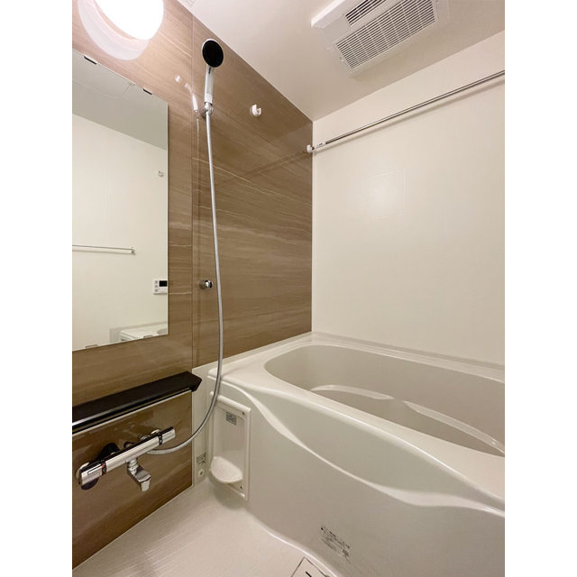 バス・シャワールーム　バス