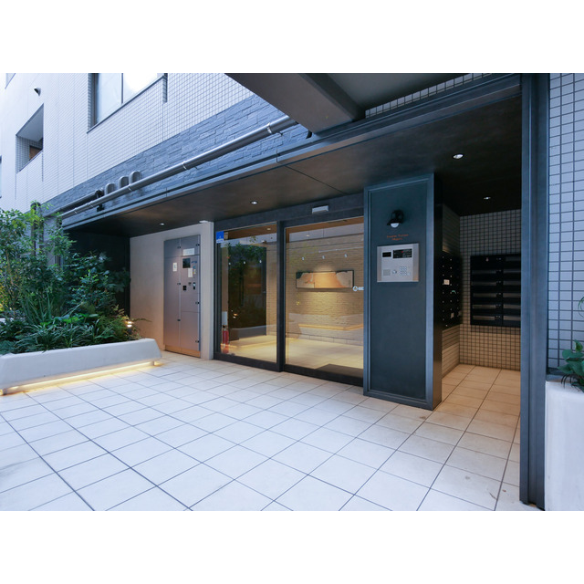 エントランス　エントランス