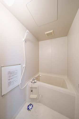 バス・シャワールーム　バスルーム