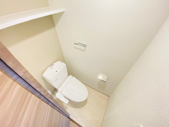 トイレ　※別部屋の写真です