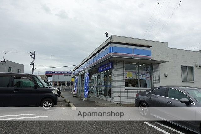 コンビニ　ローソン（コンビニ）まで619m