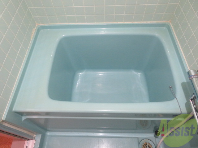 バス・シャワールーム　バス・トイレ別でお掃除しやすいですよ～。