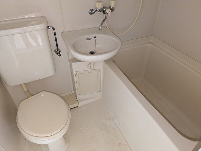 バス・シャワールーム　ユニットバス！