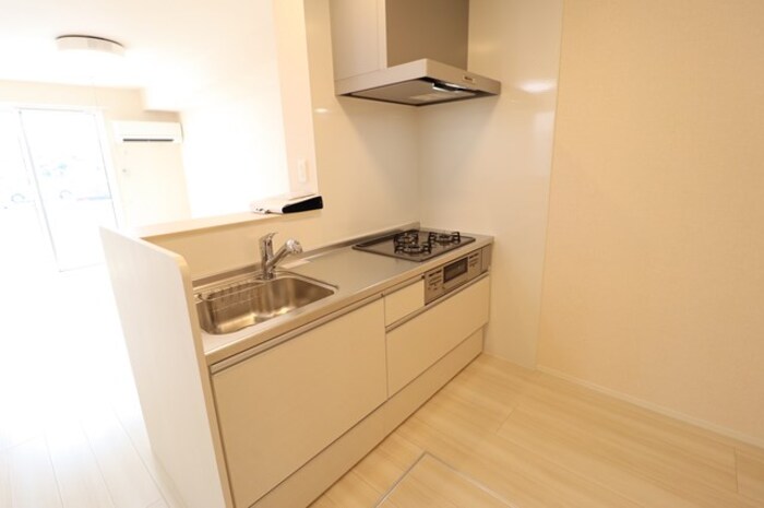 キッチン　対面システムキッチン（ガスコンロ付）