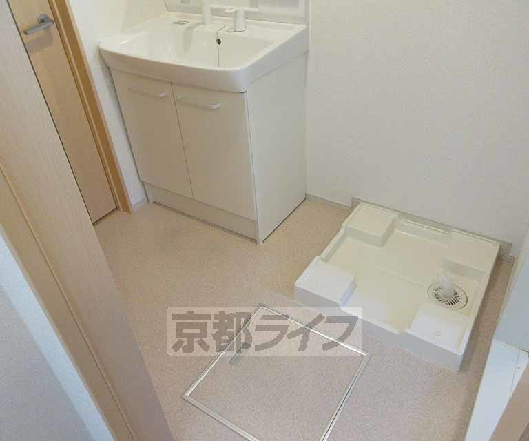 洗面設備　脱衣所も広いです。