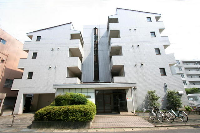 建物外観　オートロック付きマンション♪