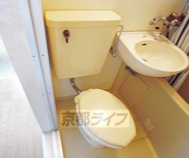 トイレ　きれいなトイレです