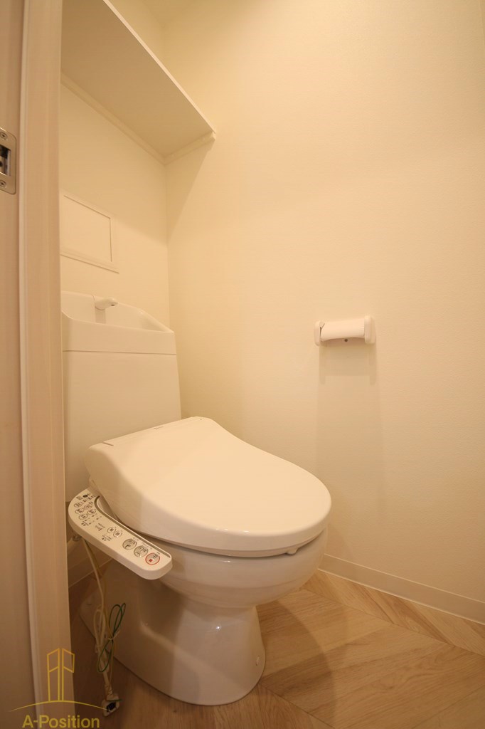 トイレ　ACT DOORS 天六