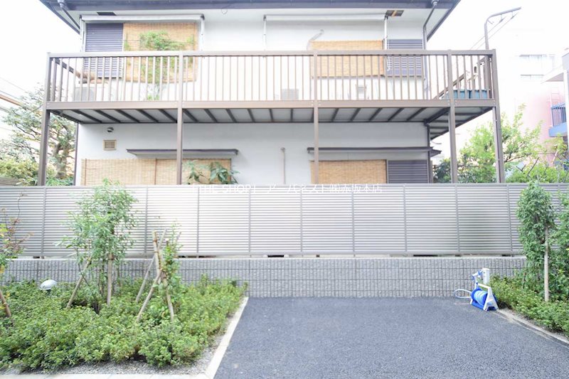 眺望　隣の家とは距離があります