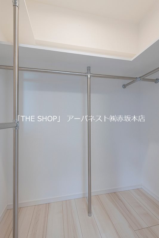 収納　ウォークインクローゼット
