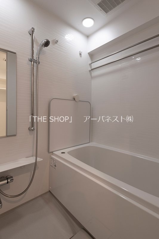 バス・シャワールーム　追い炊き機能つき