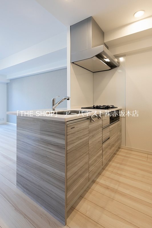 キッチン　３口ガスコンロのカウンターキッチン