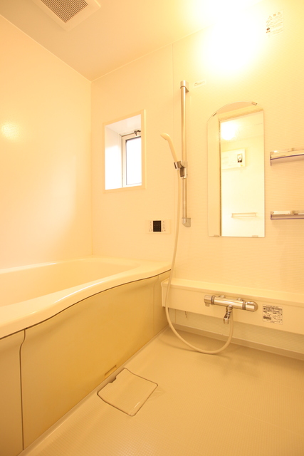 バス・シャワールーム　浴室