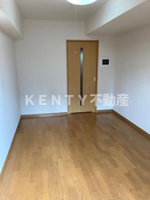 その他部屋・スペース　落ち着いて過ごせるお部屋なので、寝室にいかがでしょうか