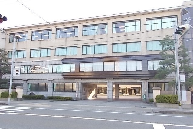 高校・高専　金沢高等学校（高校・高専）まで400m