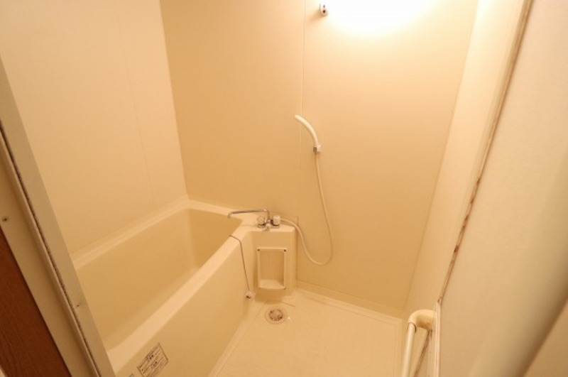 バス・シャワールーム　図面と現状に相違がある場合には現状を優先