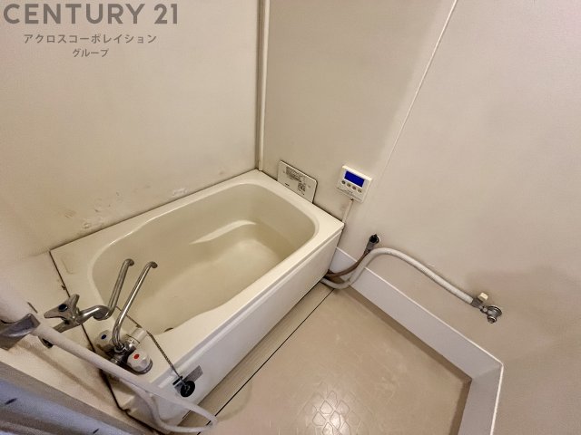 バス・シャワールーム　シンプルで機能的なユニットバスです！