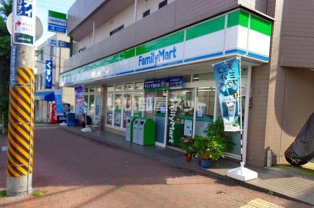 コンビニ　ファミリーマート ナダ萬灘南通店様（コンビニ）まで500m