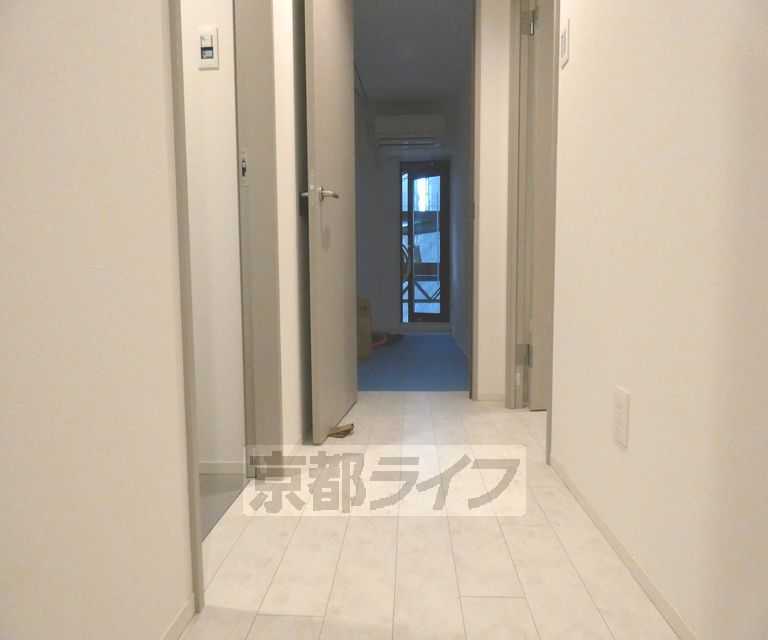 地下鉄東西線 二条駅 徒歩12分 7階建 築1年の内装写真